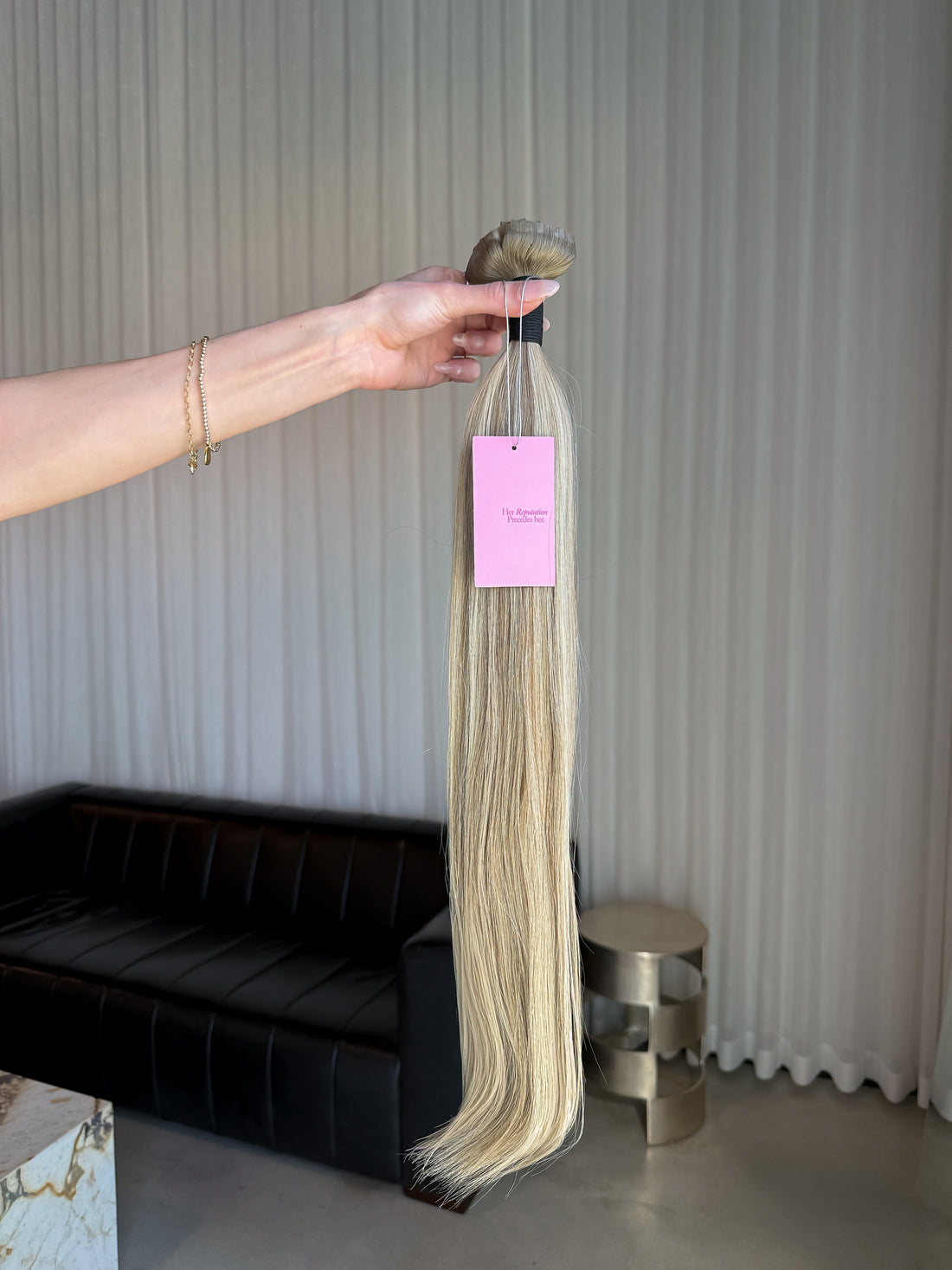 Dirty Blonde Seamless Clip In Extensions