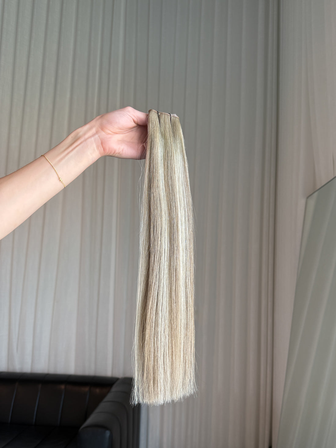 Bombshell Beige Deluxe Density Hybrid Weft Extensions