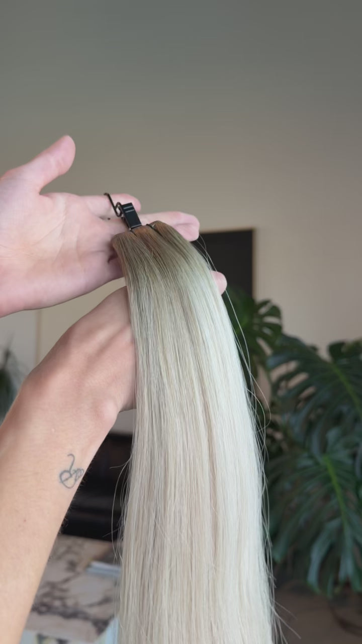 Dirty Blonde Deluxe Density Hybrid Weft Extensions